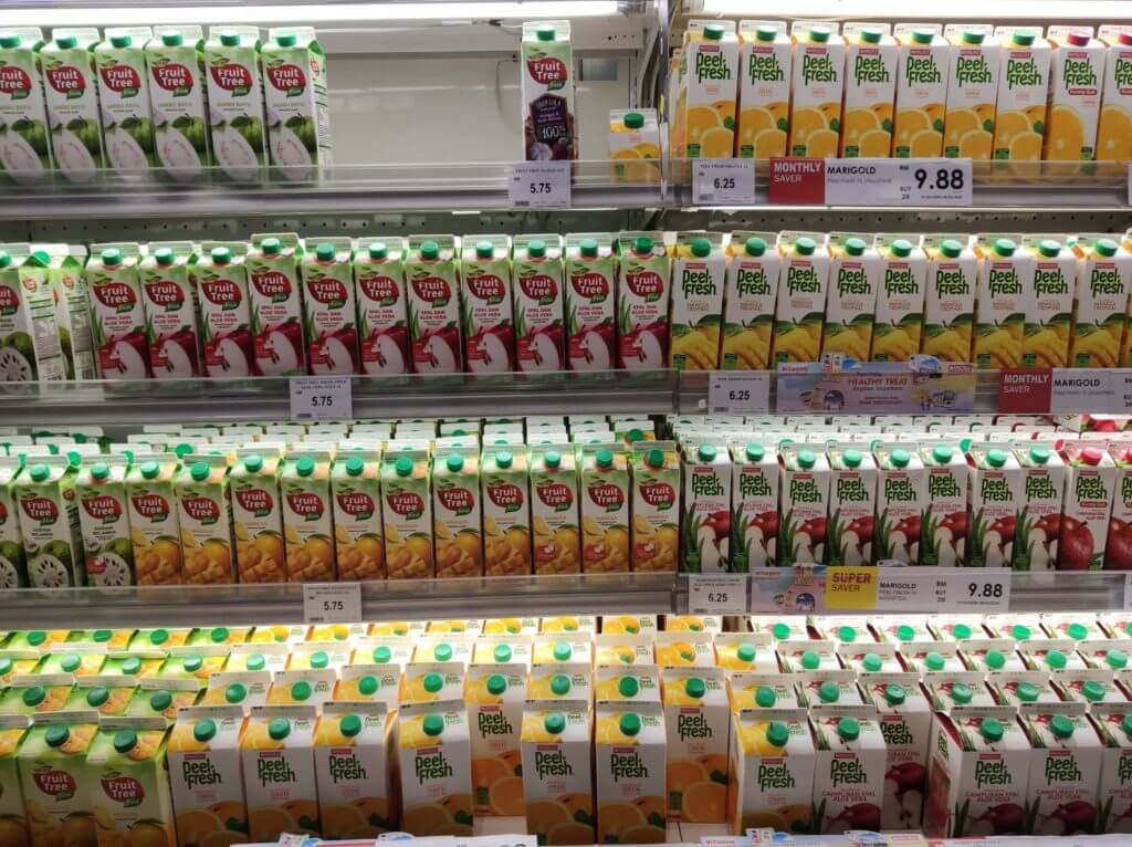 マレーシア物価ジュース・水・牛乳などの飲料 